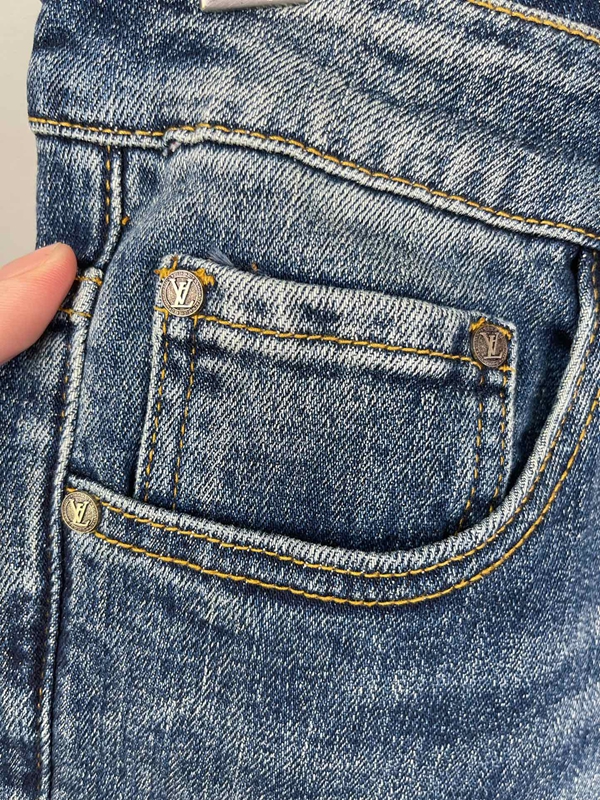 ブランドジーンズ全体デザイン